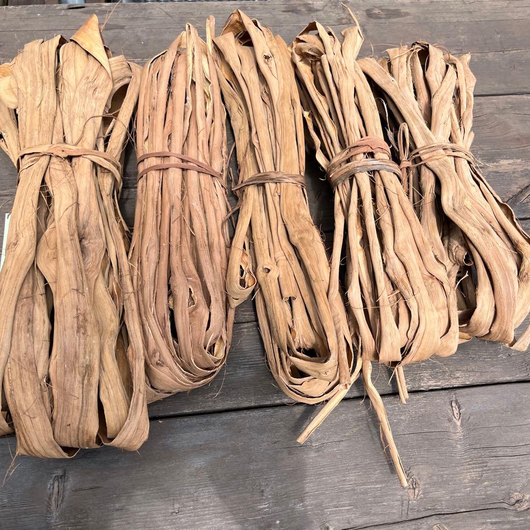 山葡萄の蔓　初物　Ｓ級品 1240g