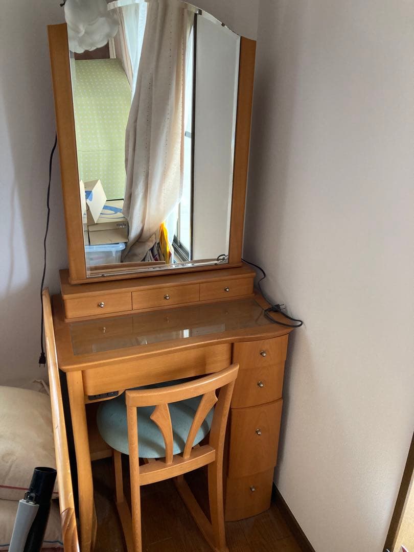 ちこ木製ドレッサー・鏡台・椅子付き