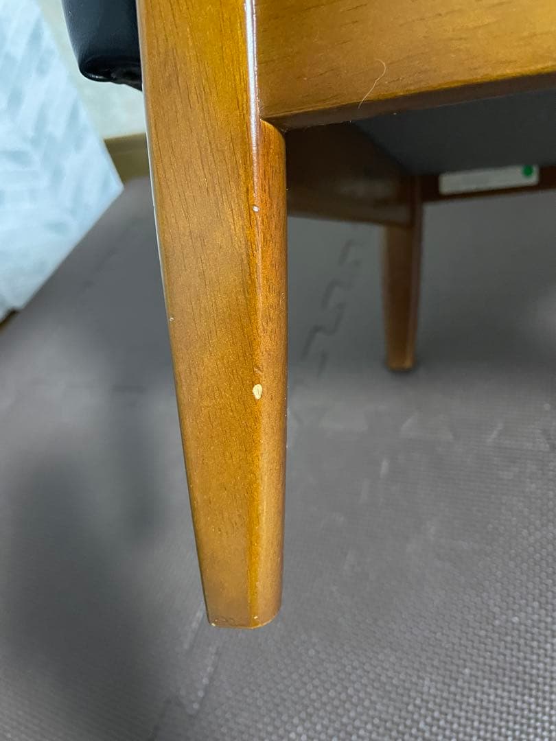 カリモク60 Kチェアミニ　子供用 1人掛けソファ 黒