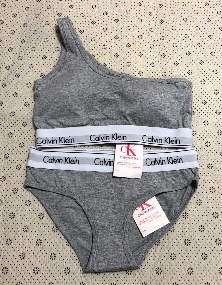 たまちゃん（ただいま出品強化中）様