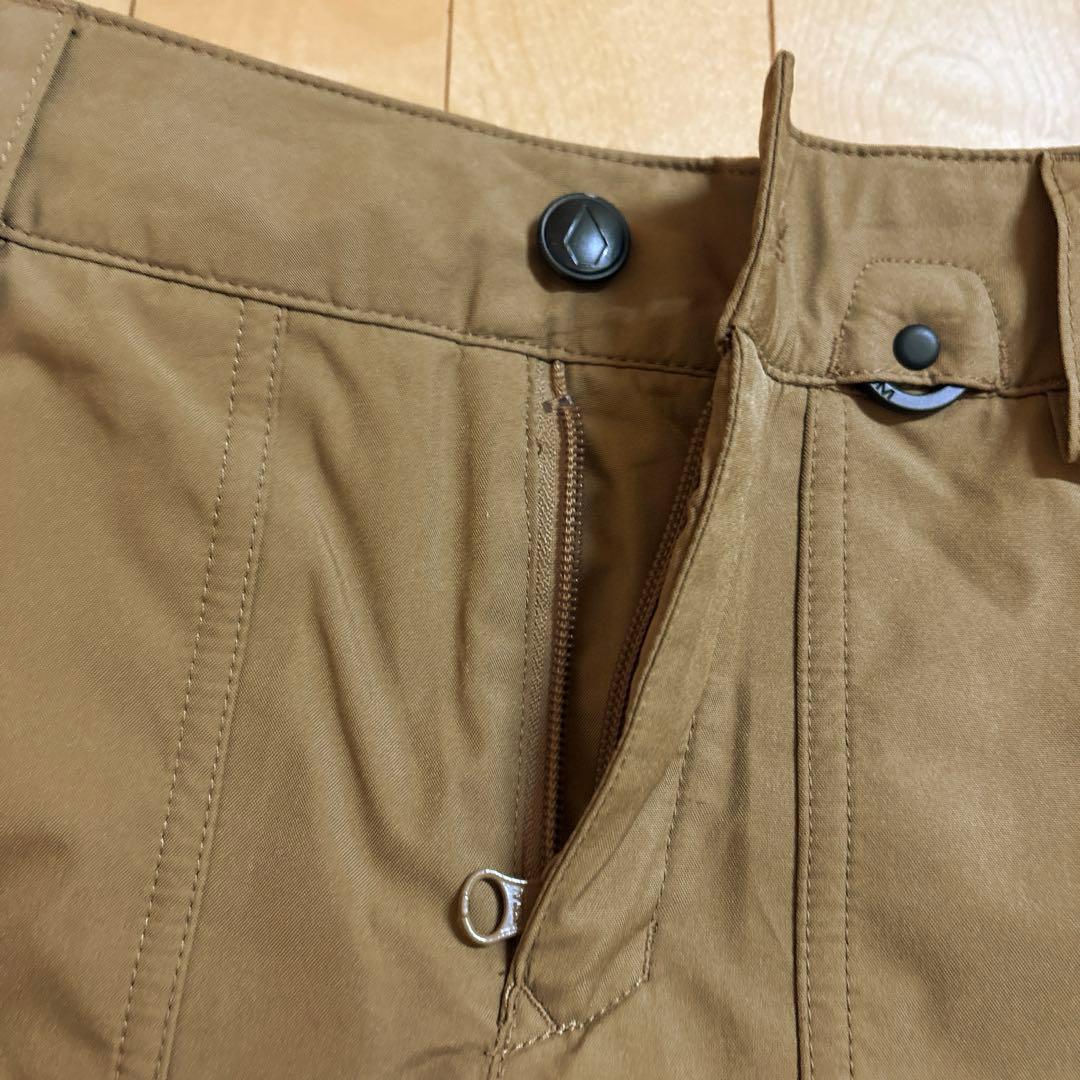 VOLCOM GORE-TEXスノーボードパンツ レディース ベージュ　Sサイズ