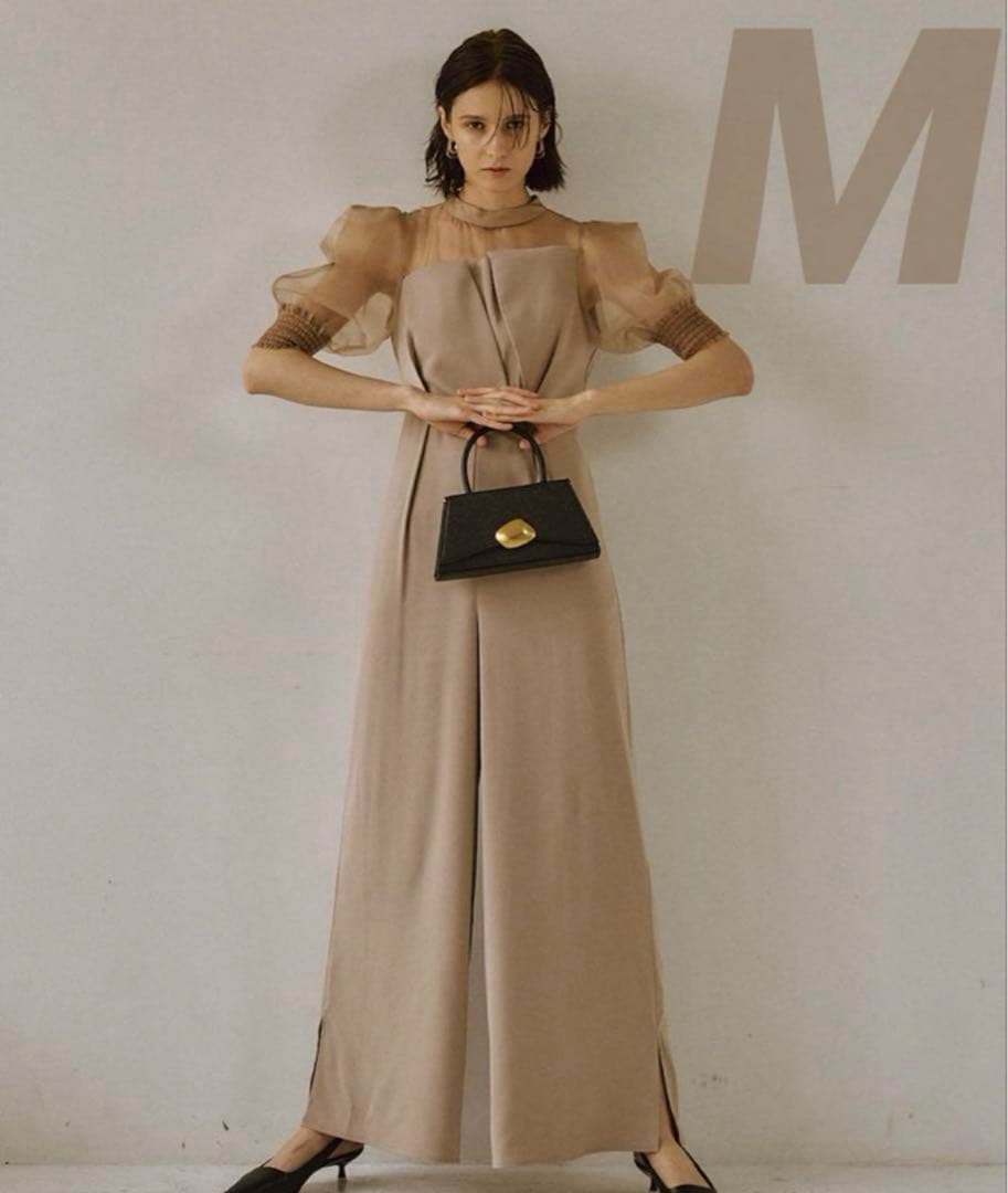 1★新品タグ付き★ LE’RURE パンツドレス　結婚式パーティベージュM