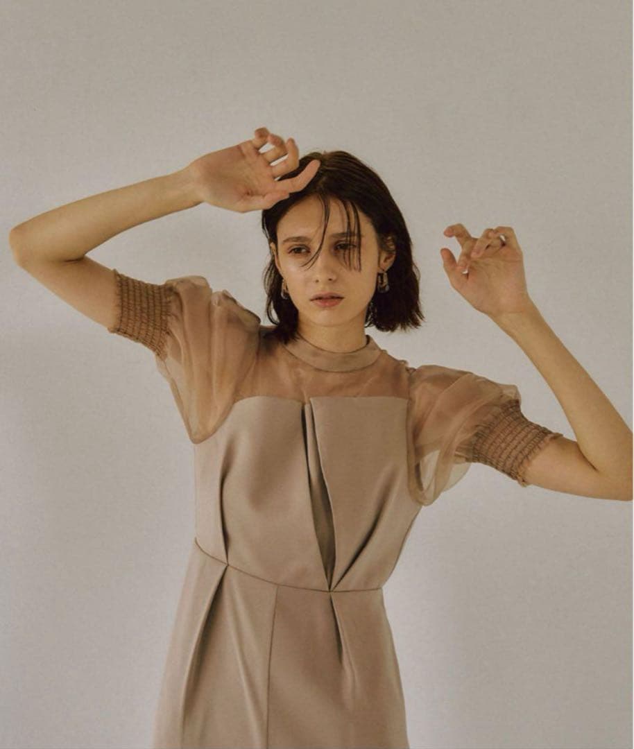 1★新品タグ付き★ LE’RURE パンツドレス　結婚式パーティベージュM