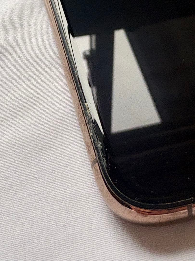 【動作不良なし・キズあり】Apple iPhone 11 ゴールド　64gd本体