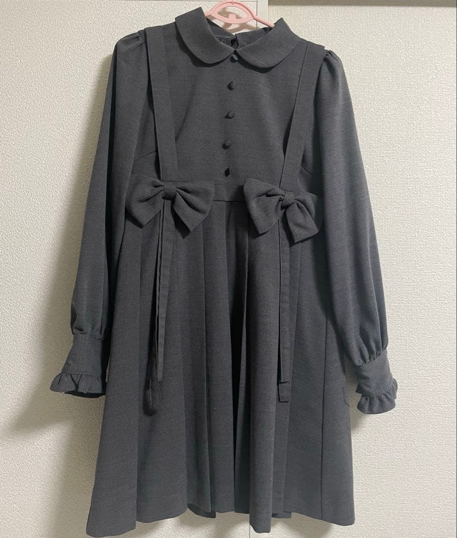 【Fickle Bebe】リボンプリーツワンピース グレー