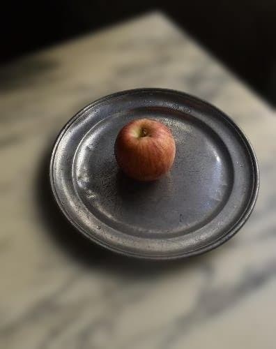 フランス18/19世紀　キズキズ　イニシャル　エタン皿　アンティーク