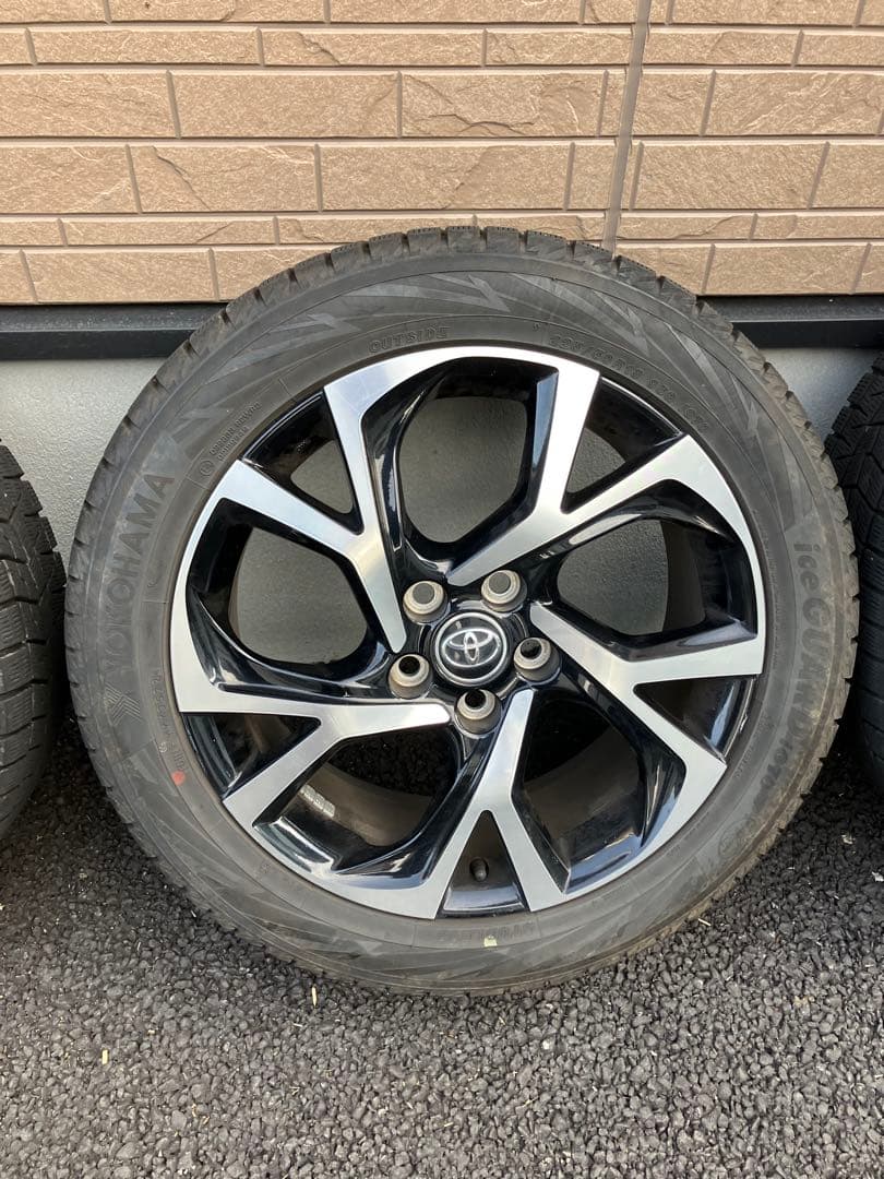 TOYOTA CHR 純正 18インチ ホイールスタッドレスタイヤ　2022年式