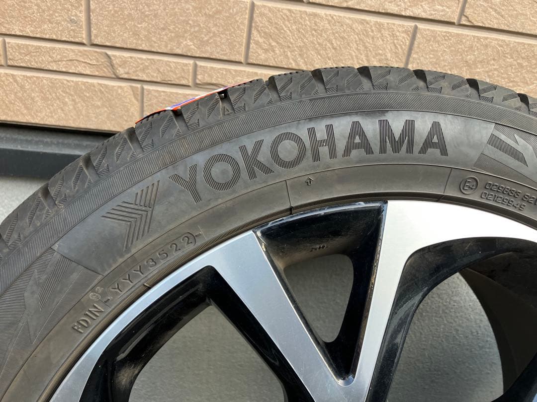 TOYOTA CHR 純正 18インチ ホイールスタッドレスタイヤ　2022年式