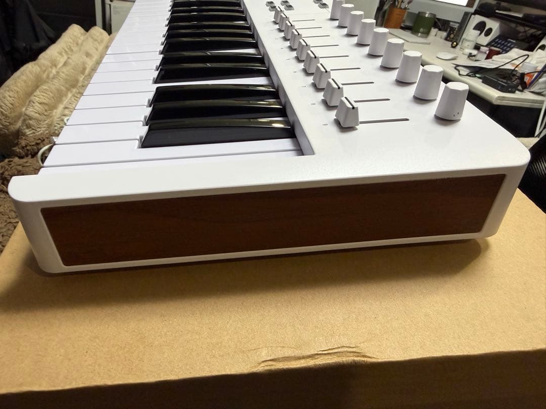 DTM・DAW ARTURIA KeyLab Essential 49 mk3