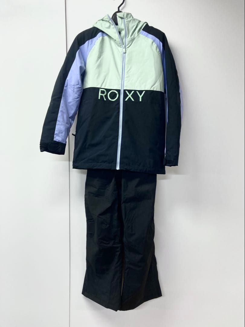 美品　ROXY スノーボードウェア 子ども用 セット 150