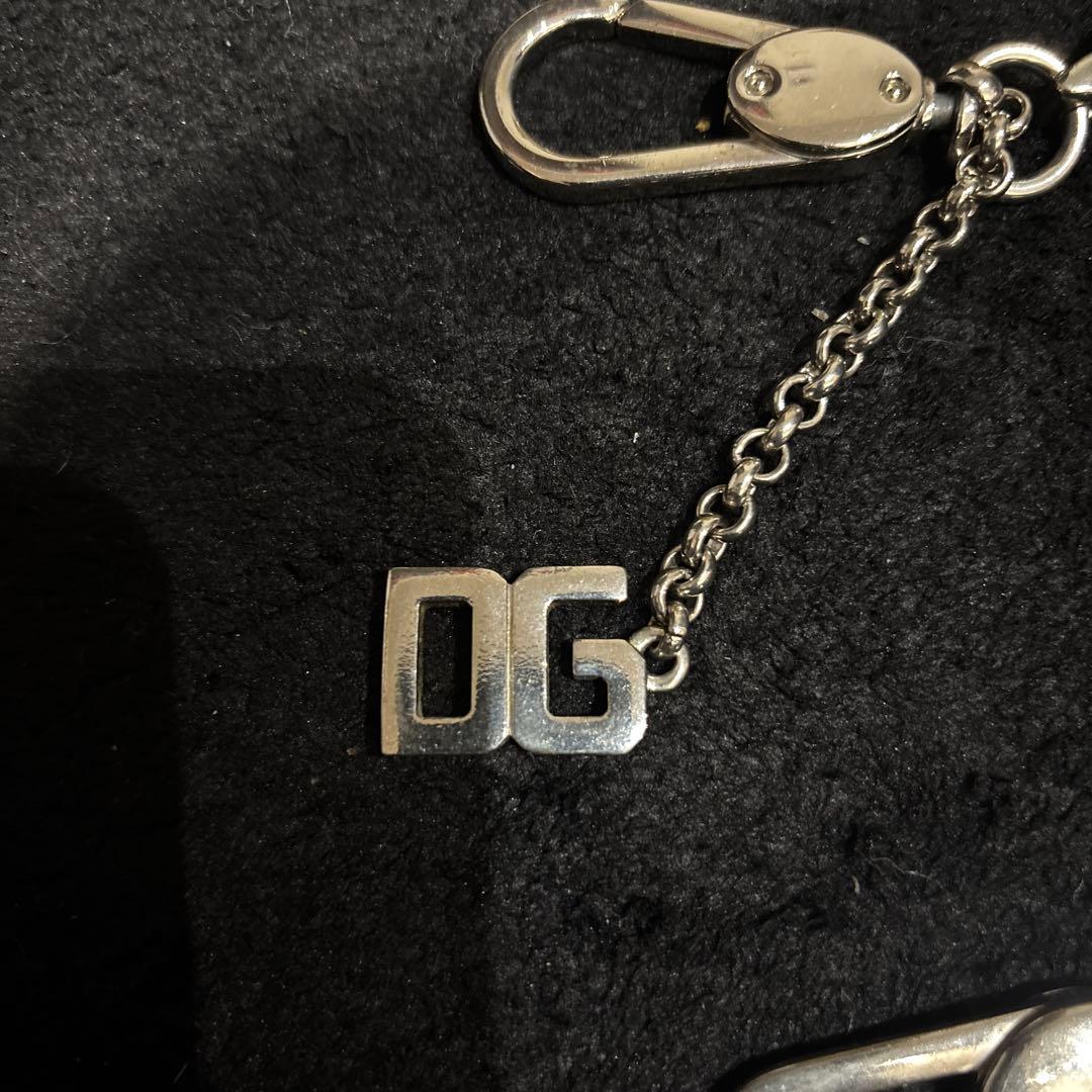 期間限定値下げ！DOLCE&GABBANA ウォレットチェーン 箱付き