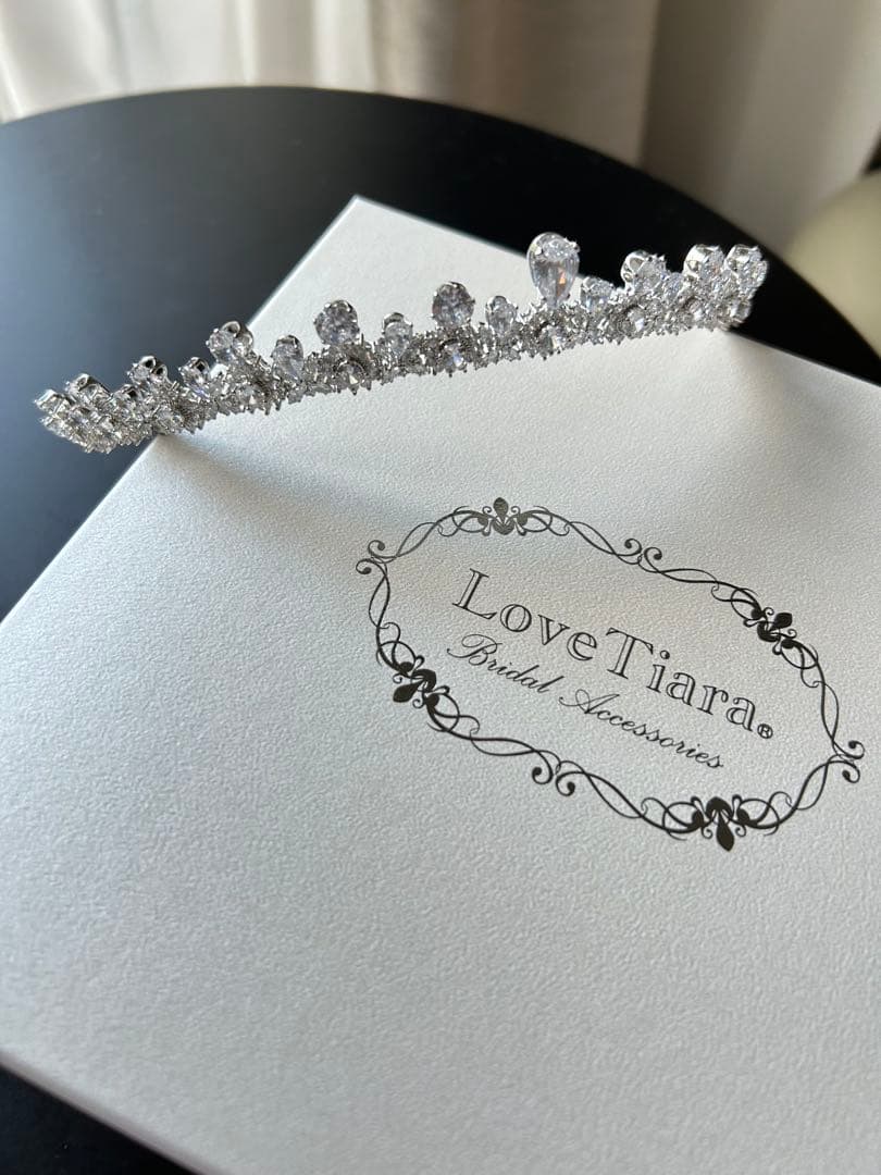 ラブティアラ　サラジルコニアティアラ