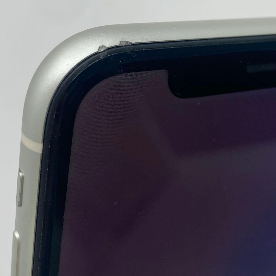 B Apple iPhone 11 ホワイト 64GB 本体