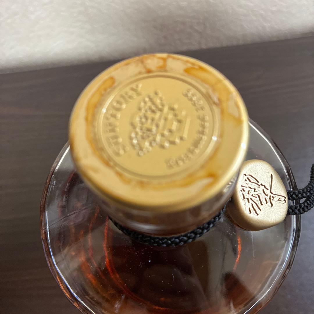 酒　未開封　サントリー 響 金キャップ 裏ゴールドラベル 750ml