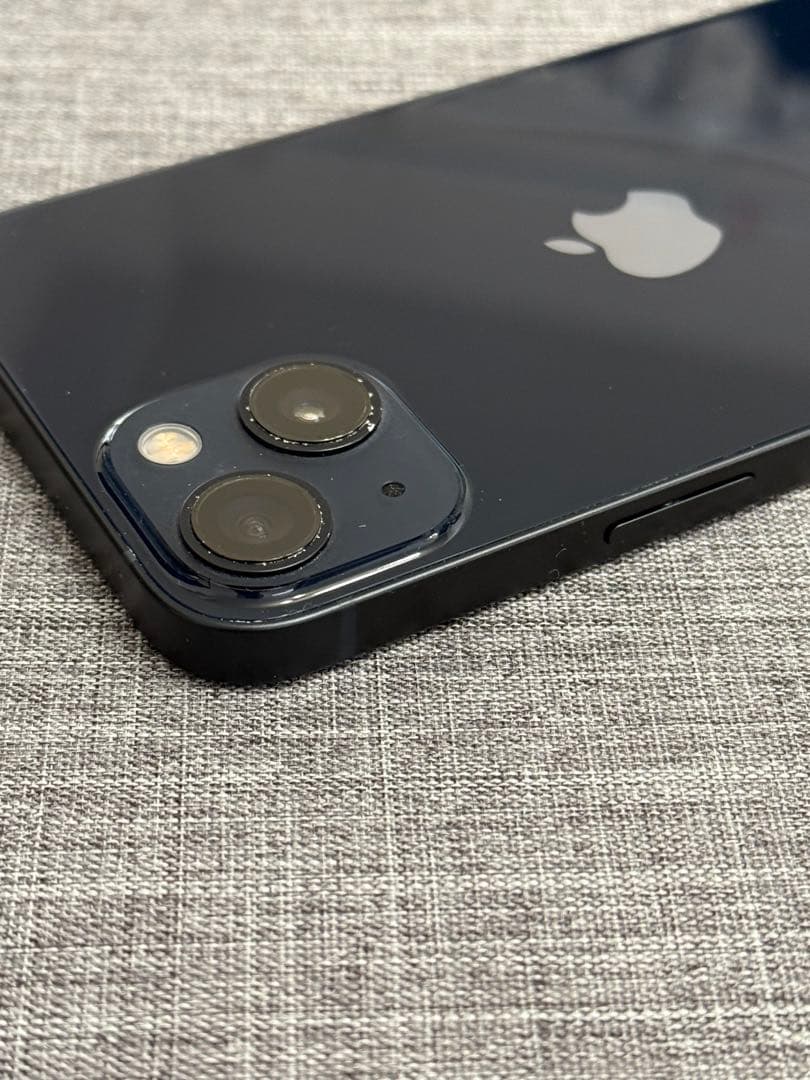 Apple iPhone 13 128GB 海外製　SIMフリー