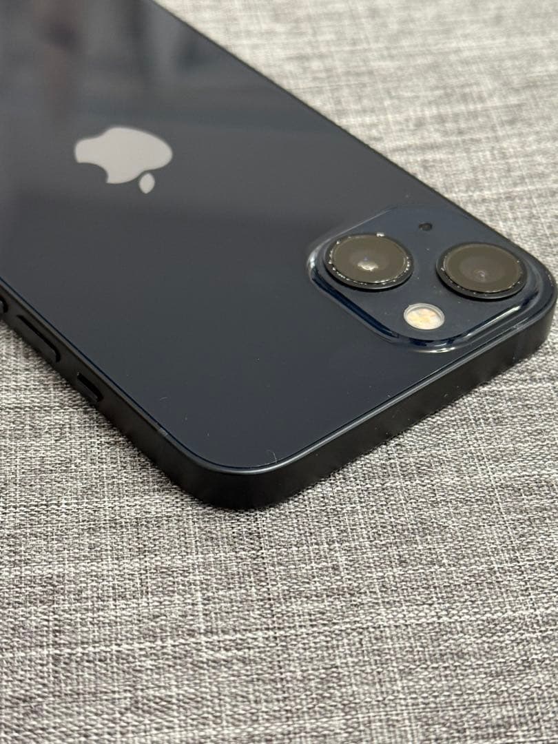 Apple iPhone 13 128GB 海外製　SIMフリー