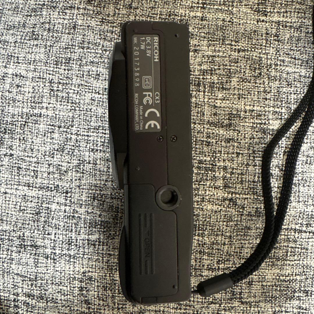 Ricoh CX3 デジタルカメラ ブラック