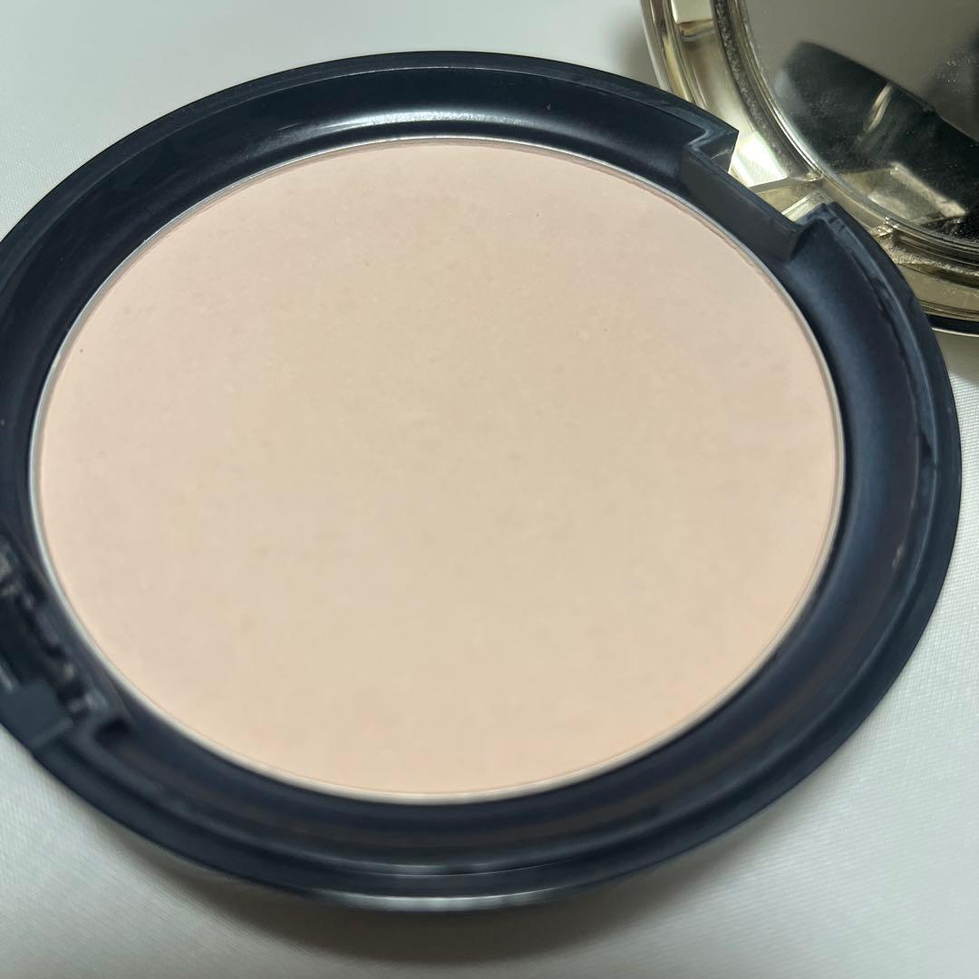 アルビオン エクシア　セレスティアル　ヴェール　フェイスパウダー　MooN