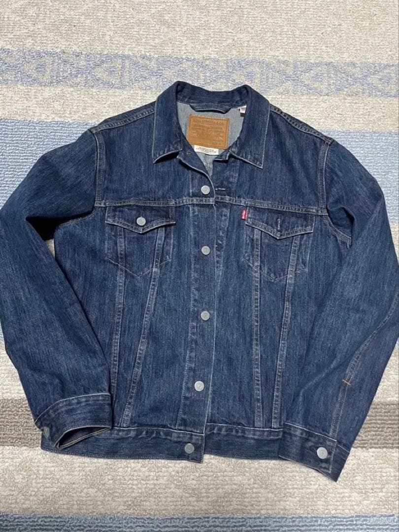 毛*様 Levi's リーバイス ダークブルー デニムジャケット 美品 Mサイズ