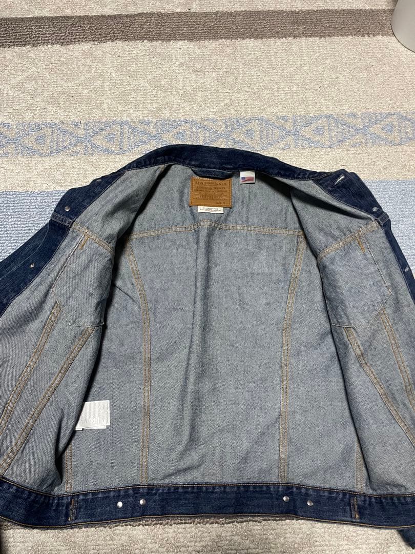 毛*様 Levi's リーバイス ダークブルー デニムジャケット 美品 Mサイズ