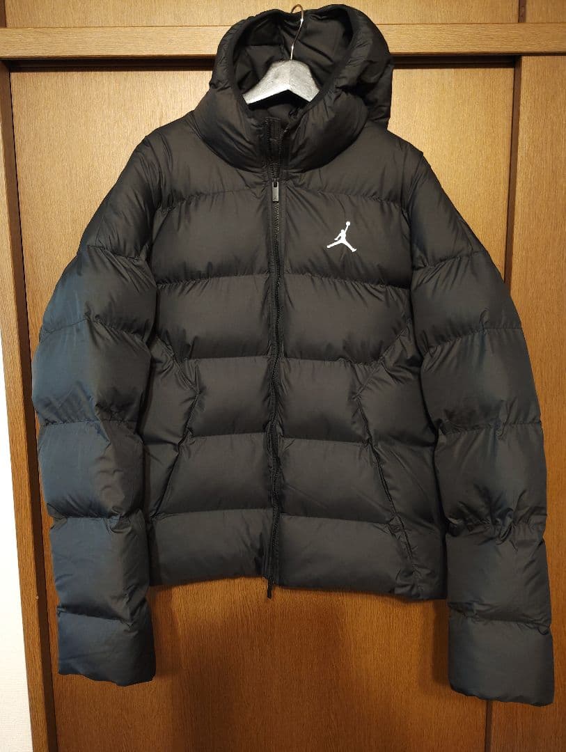 新品未使用タグ付✨ナイキ ジョーダン ダウンジャケット黒Lサイズ定価24420円