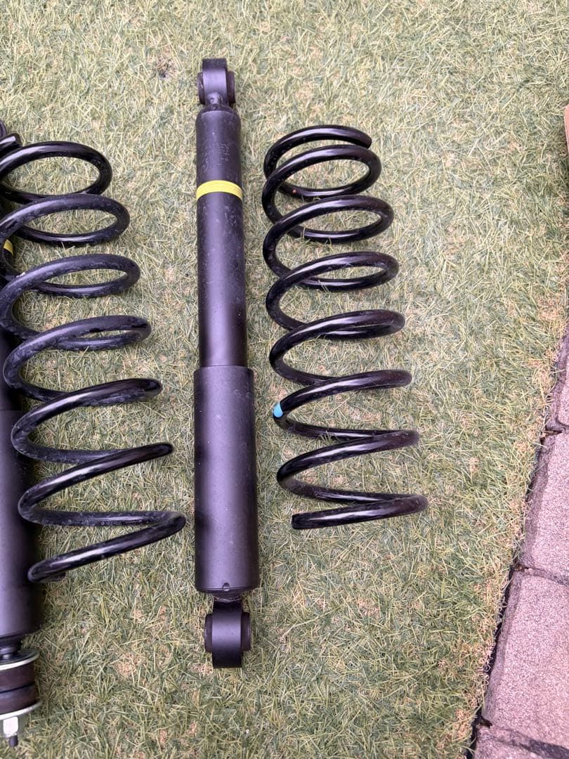 JB64-4型　純正　新車外し　サスペンション前後