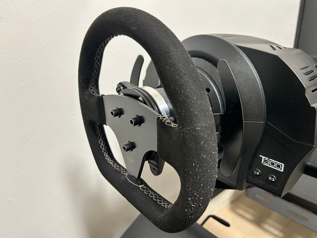 フォーミュラ実車用小径ステアリング spa製　約26cm