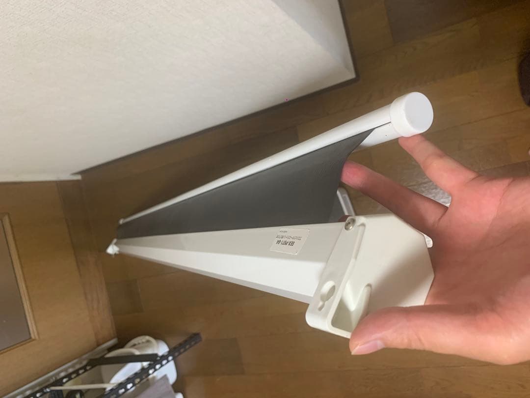 YABER プロジェクター 本体と付属品