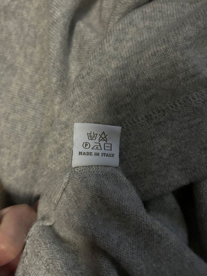 [良品・美品] FILIPPO DE LAURENTIIS ニット