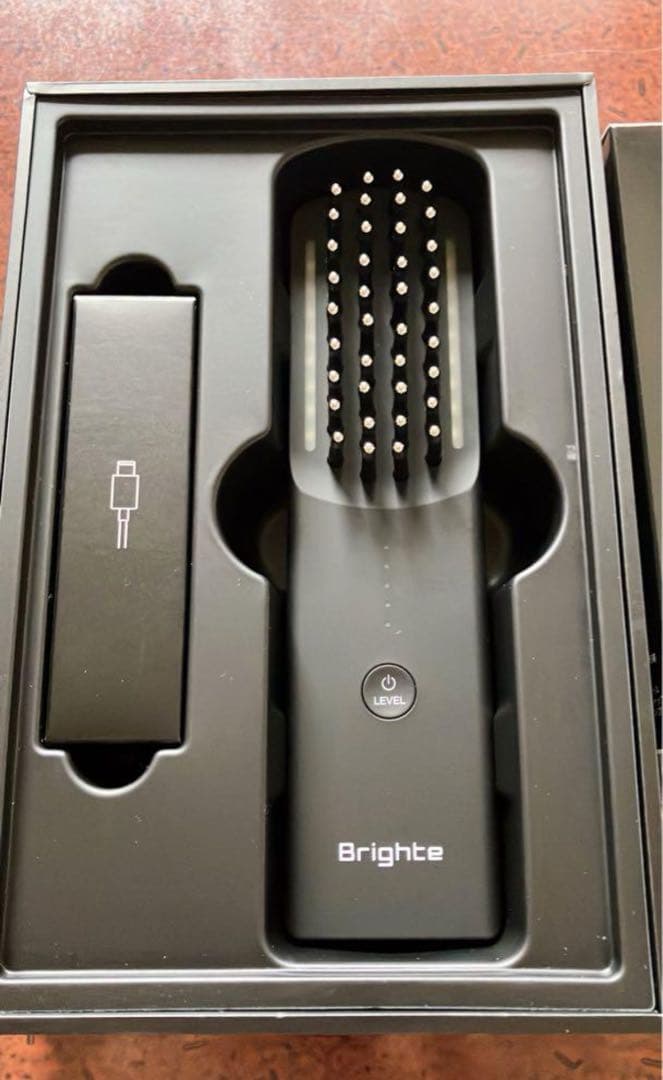 最近モデル／ほぼ新品／Brighte ELEKI BRUSH／エレキブラシ