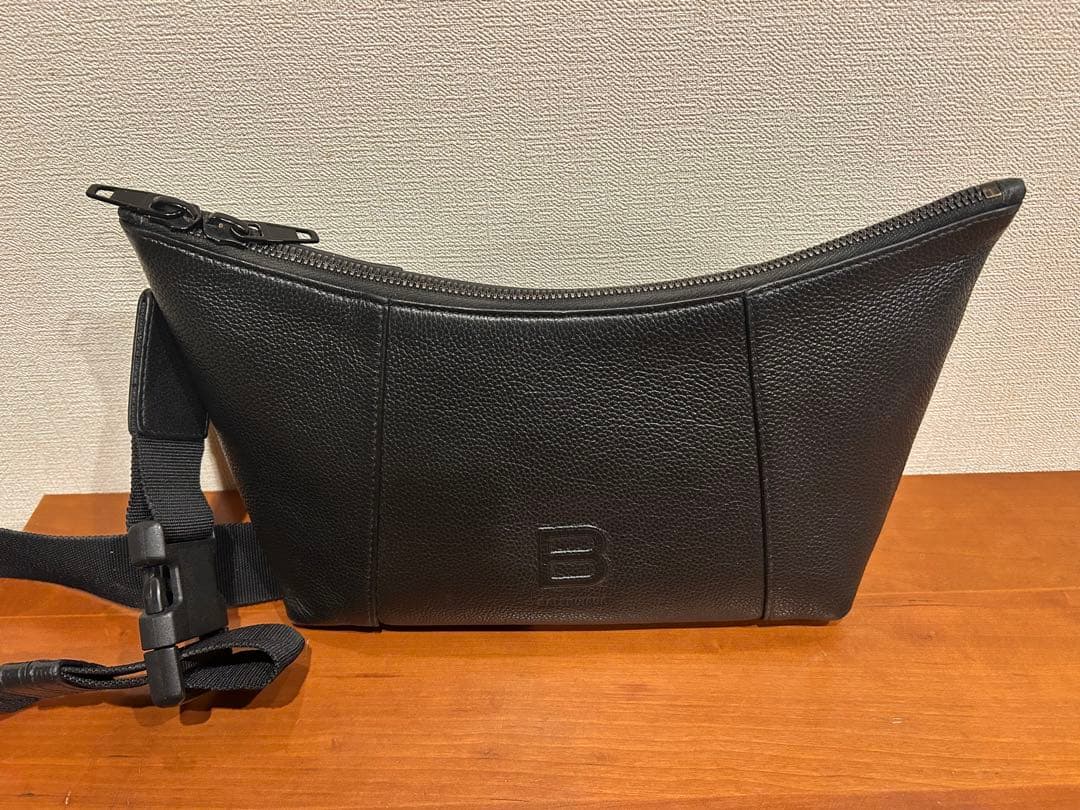 BALENCIAGA アワーグラスXL