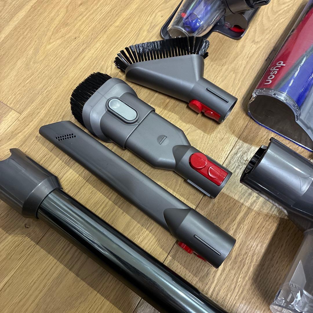 ダイソン　コードレスクリーナー SV25