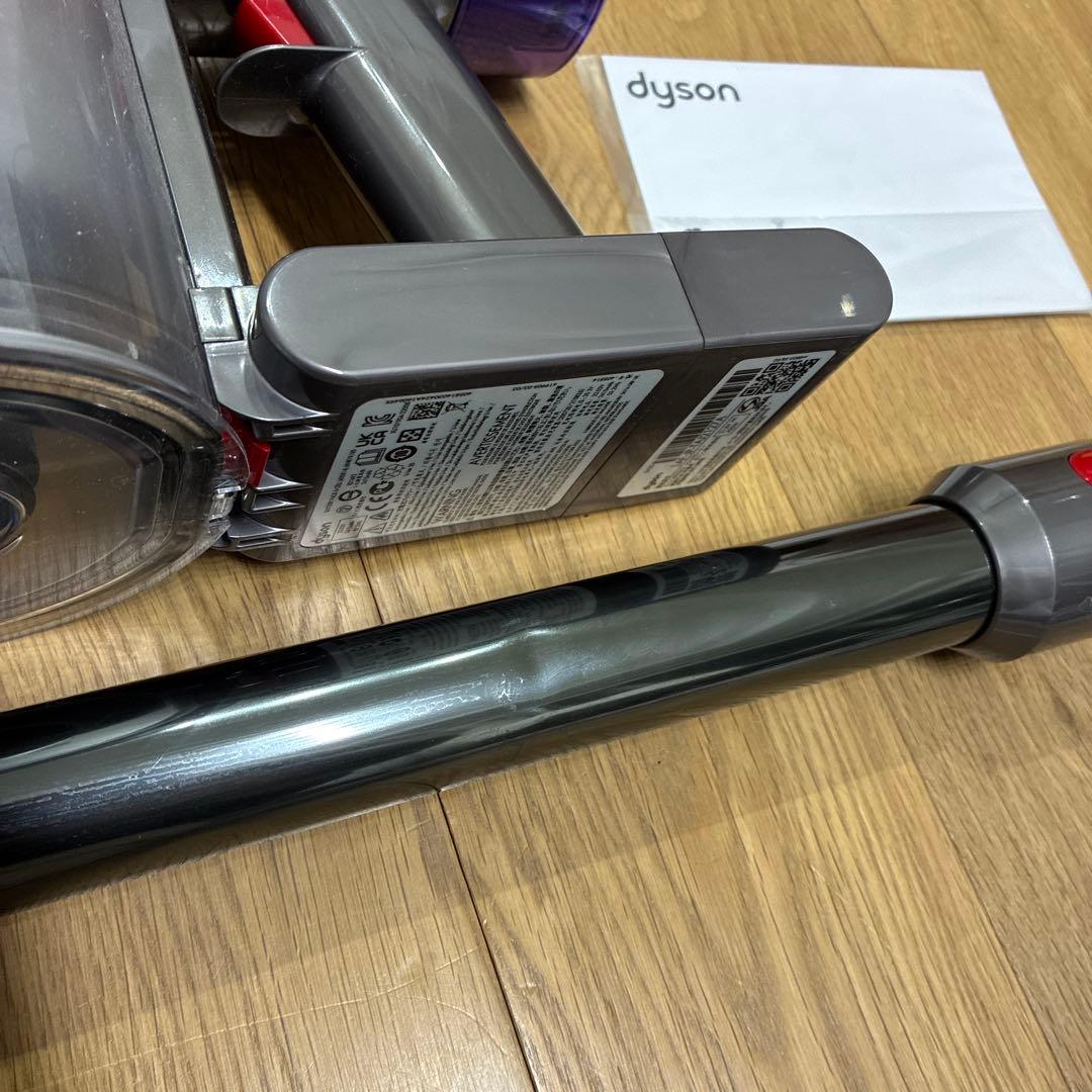 ダイソン　コードレスクリーナー SV25