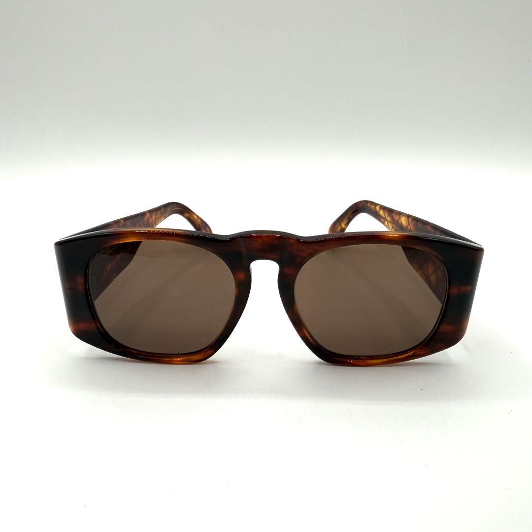 美品　CHANEL ブラウン サングラス　ココマーク　イタリア製　01450