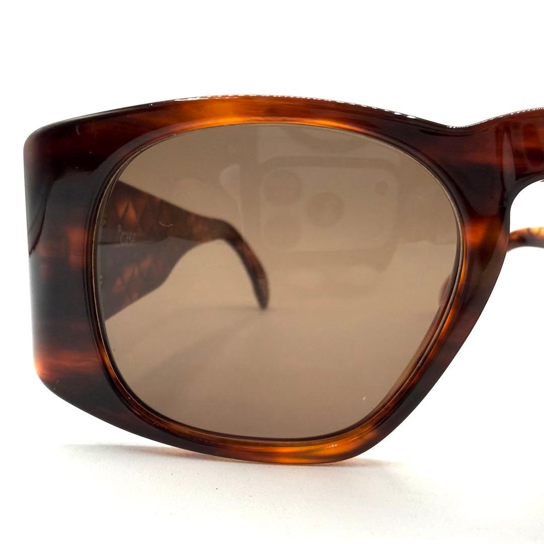 美品　CHANEL ブラウン サングラス　ココマーク　イタリア製　01450