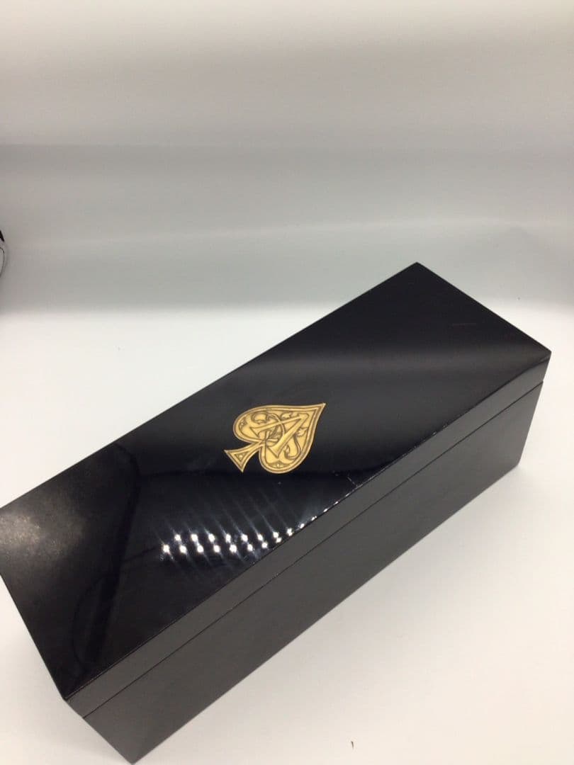 未開封 Armand de Brignac ゴールドシャンパン 750ml