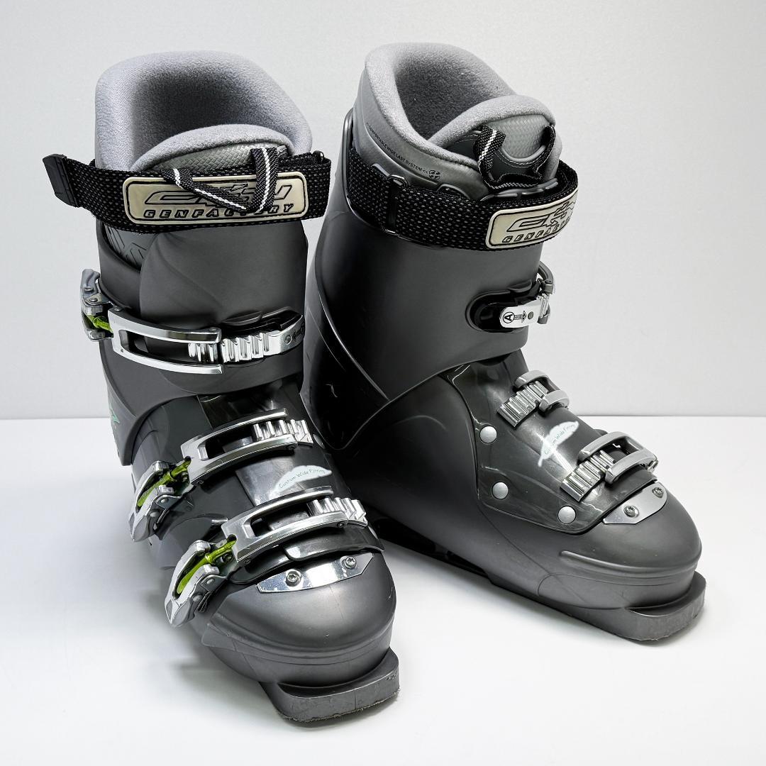 GEN FACTORY CARVE 7.7 スキーブーツ 27㎝