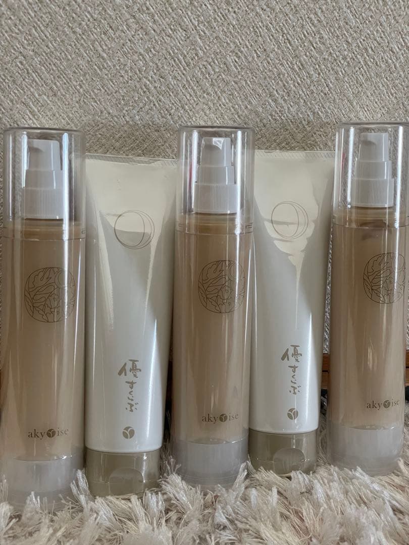 秀くりーむ　100g 3本 優すくらぶ　150g 2本