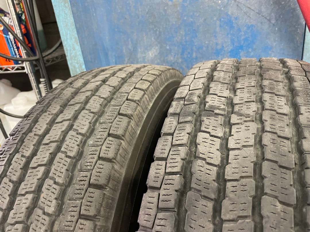 ！！専用！！195/80R15 NV350キャラバン　ホイール付スタッドレス