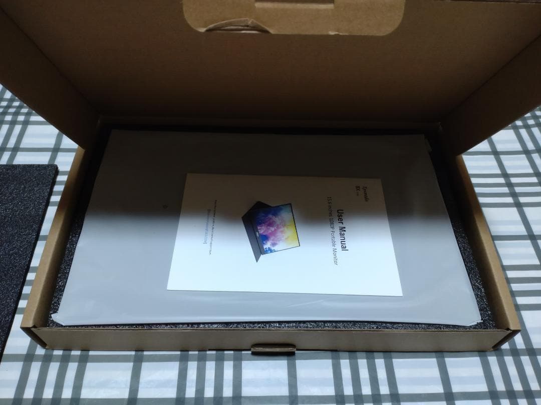 15.6インチ FHDモバイルモニター　Tpsmtdis