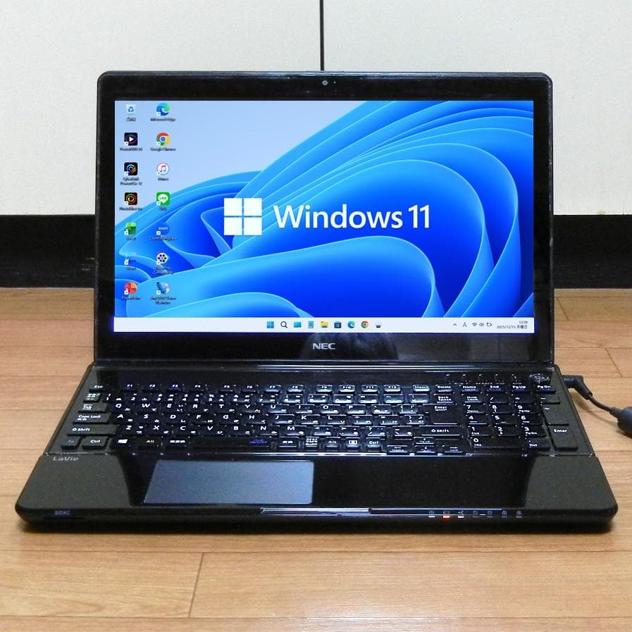 Core i5　タッチパネル　SSD　オフィス付　メモ8GB　NEC LaVie