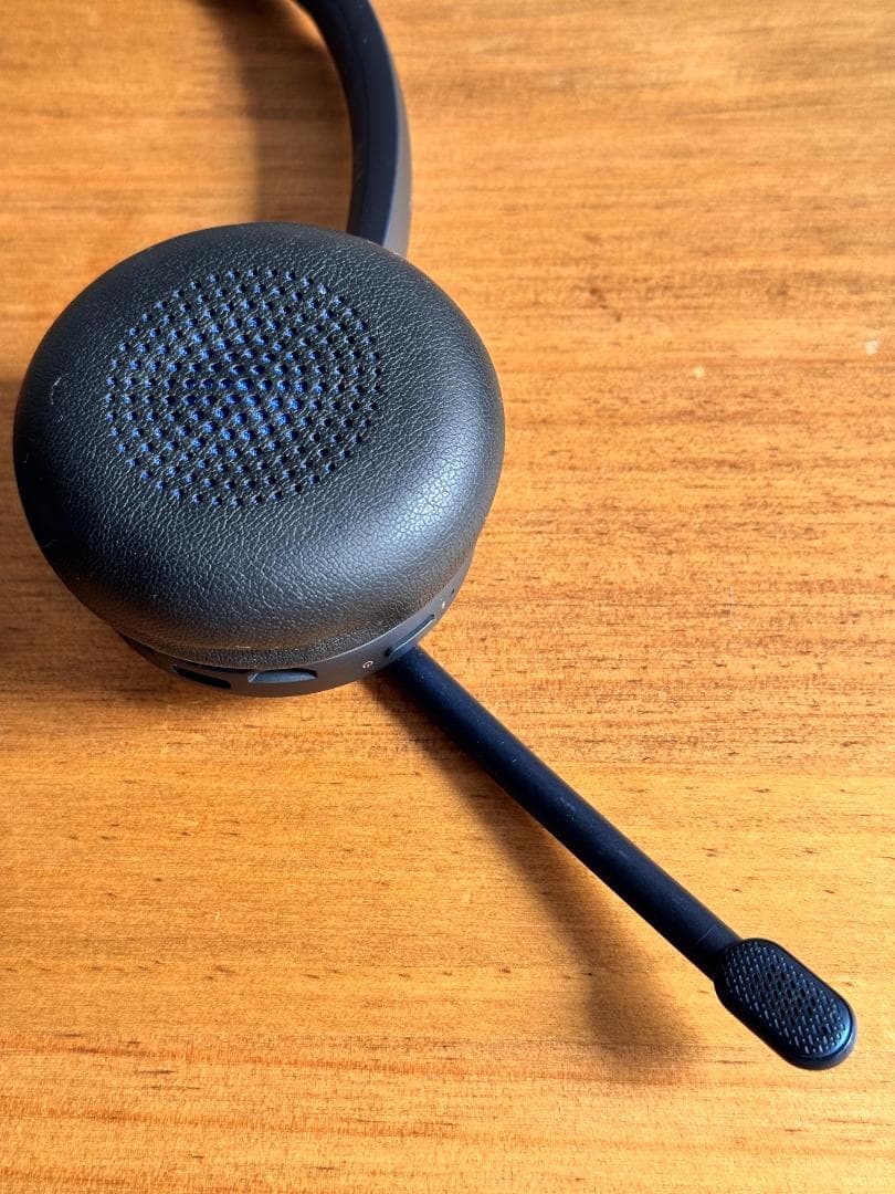 Anker PowerConf H700　専用スタンド／ケース／外箱付き