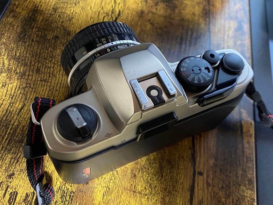 も*ん様 Nikon FM10 フィルム一眼レフカメラ