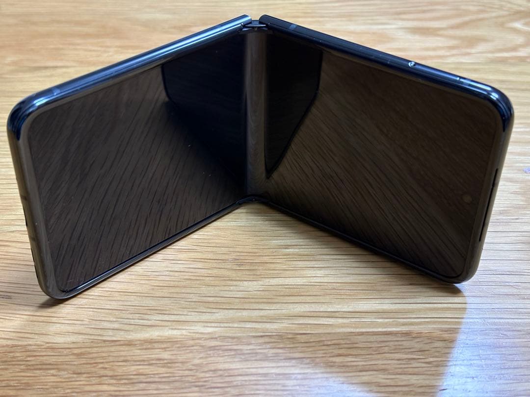 motorola razr 40 ultra SIMフリー