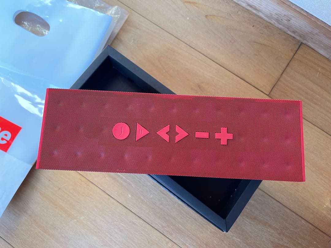 Supreme BIG JAMBOX ワイヤレススピーカー Jawbone