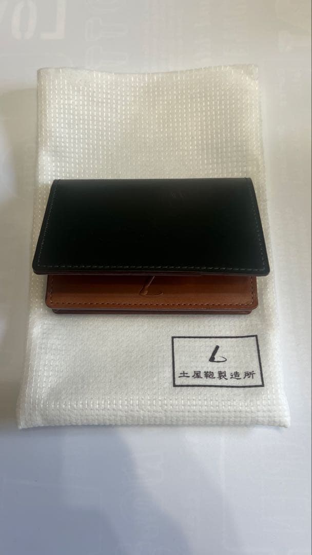 土屋鞄製造所 コードバン 名刺入れ（カーキ色）