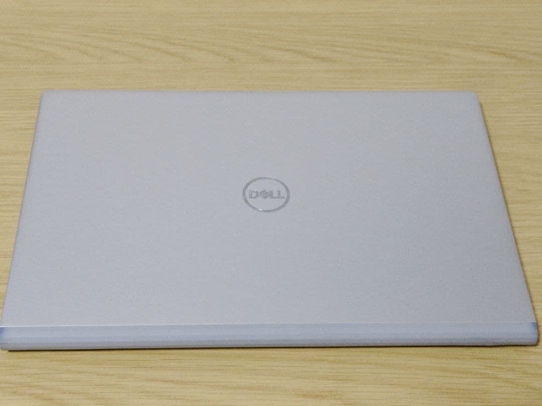 【年末年始セール中！】爆速1TB＆余裕16GB！Dell Insprion 14