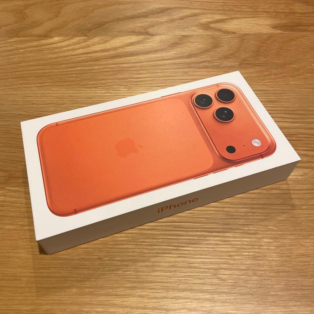 iPhone17Pro Max（Cosmic Orange・512GB）