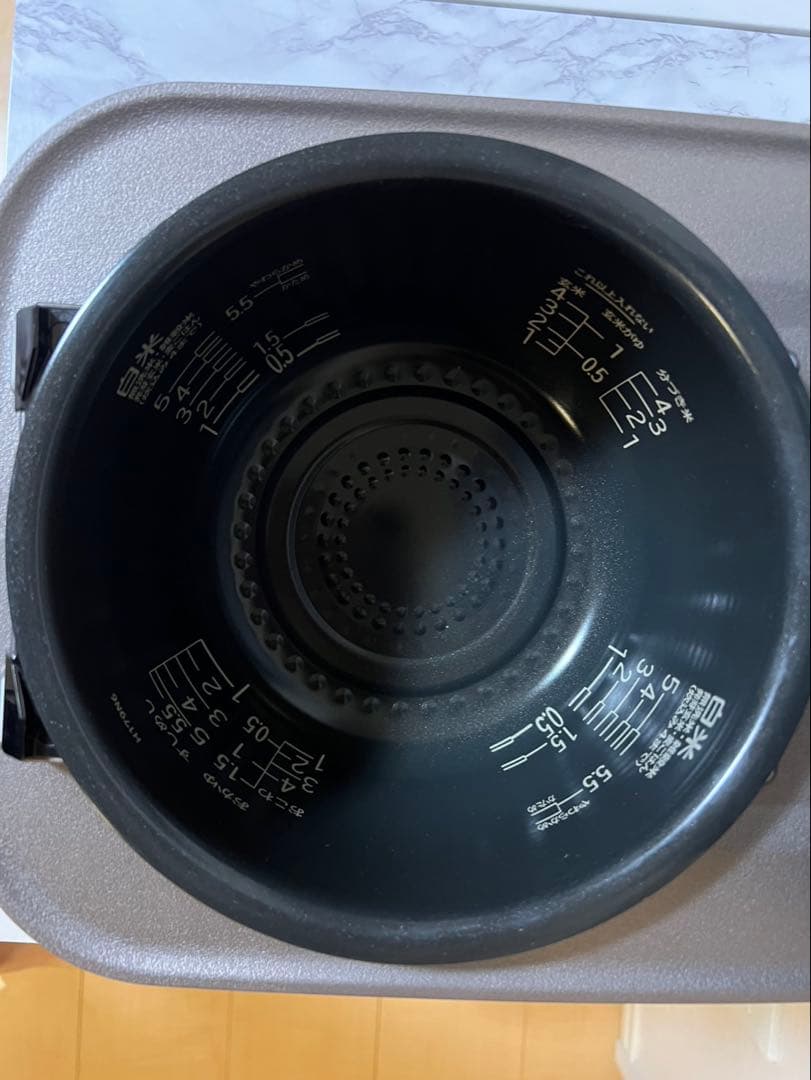 HITACHI ふっくら御膳 炊飯器 RZ-W100EM(K)