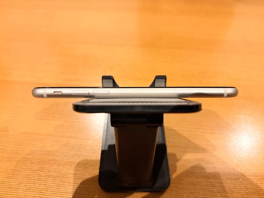 iPhone SE (第3世代) 256GB ホワイト 本体